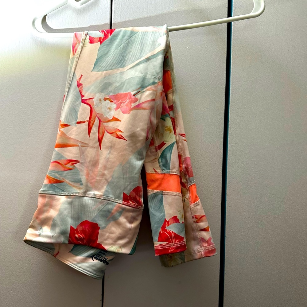 Old Navy active leggings. Girls size 10/12.